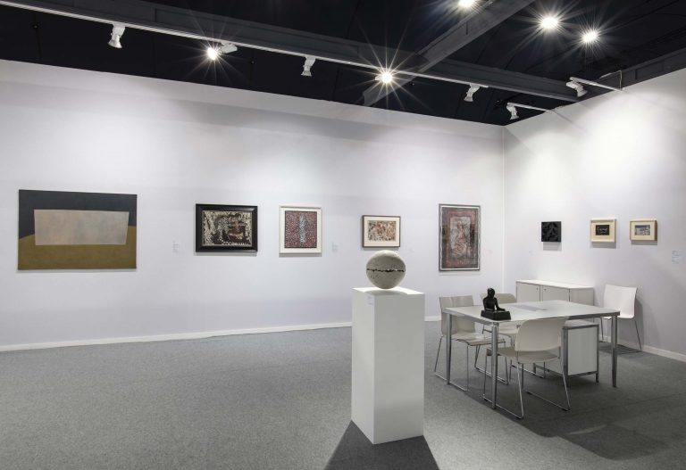 Stand de la Galerie Jeanne Bucher Jaeger, Art Paris, 2021<br/>© Jeanne Bucher Jaeger