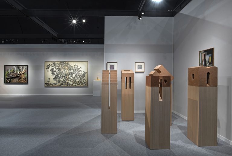 Galerie Jeanne Bucher Jaeger's Booth, Art Paris, 2022<br/>© Jeanne Bucher Jaeger