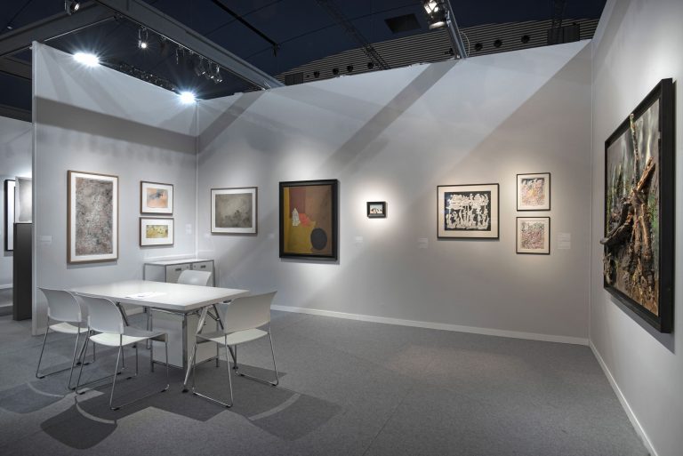 Galerie Jeanne Bucher Jaeger's Booth, Art Paris, 2022<br/>© Jeanne Bucher Jaeger