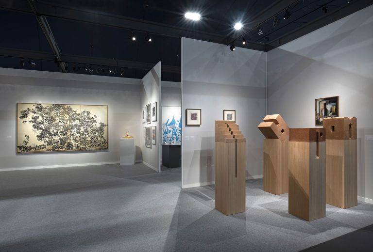 Galerie Jeanne Bucher Jaeger's Booth, Art Paris, 2022<br/>© Jeanne Bucher Jaeger