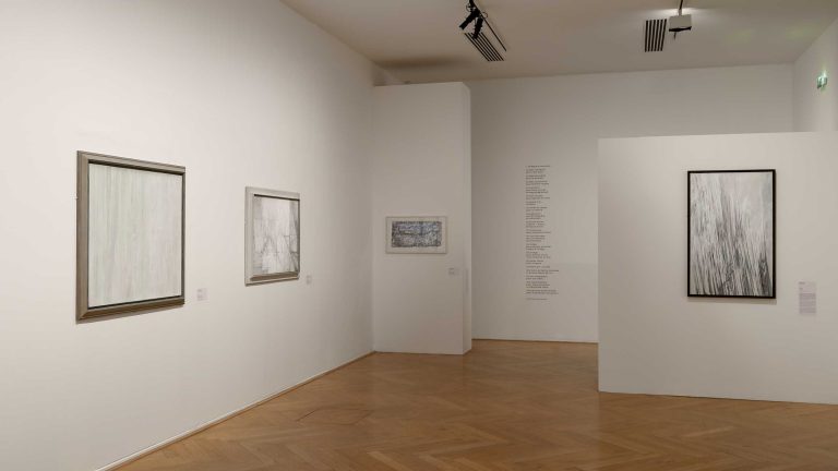 Vue d'exposition « Vieira da Silva, L'œil du Labyrinthe », 2022<br/>© Jeanne Bucher Jaeger