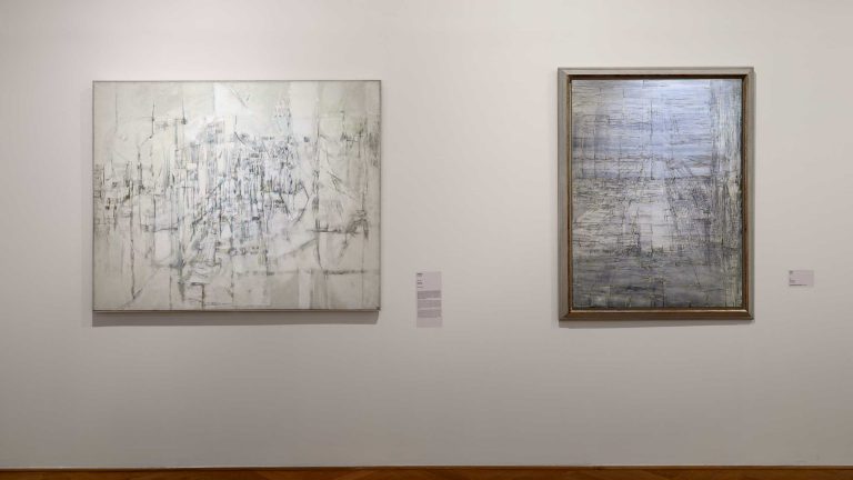 Vue d'exposition « Vieira da Silva, L'œil du Labyrinthe », 2022<br/>© Jeanne Bucher Jaeger