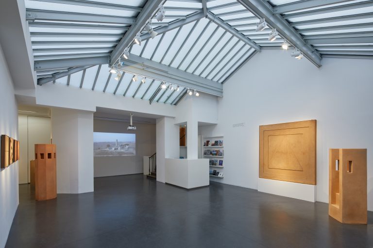 <br/>© Jeanne Bucher Jaeger