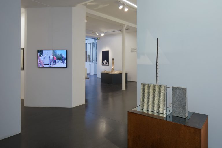 <br/>© Jeanne Bucher Jaeger