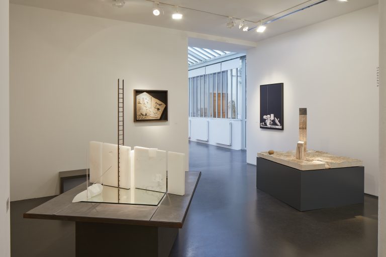 <br/>© Jeanne Bucher Jaeger