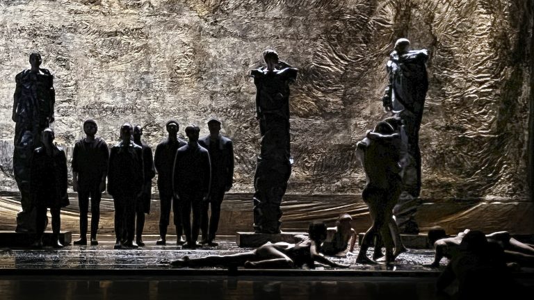 Evi Keller, Scenography Creation Matière-Lumière of the Opera Dido and Aeneas by Purcell 2023, General Rehearsal, January 15, 2023<br/>© Jeanne Bucher Jaeger