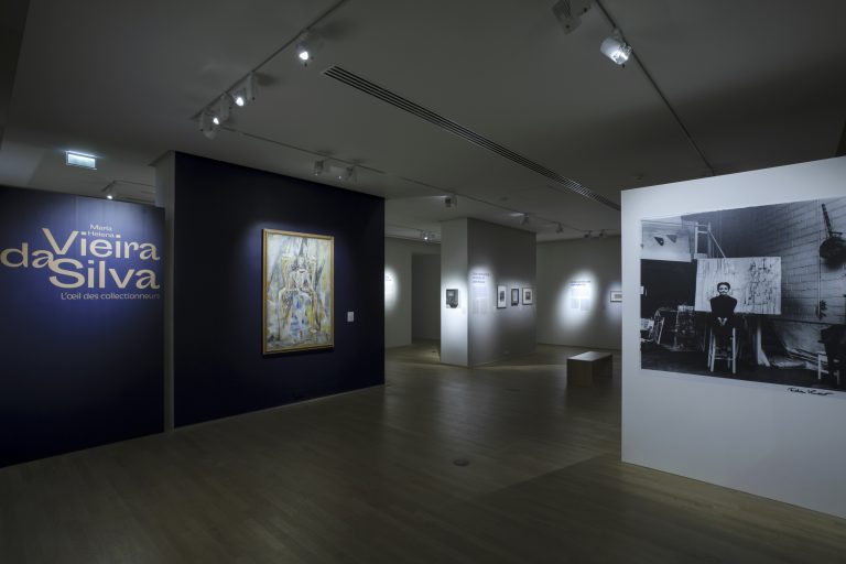 Vue de salles - Exposition Vieira da Silva L'œil du labyrinthe / L'œil des collectionneurs - 16 décembre 2022 - 3 avril 2023<br/>© Jeanne Bucher Jaeger