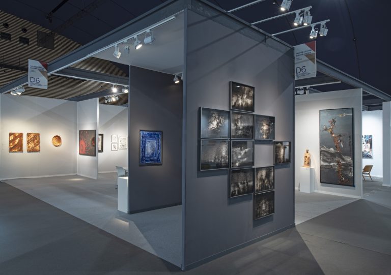 Galerie Jeanne Bucher Jaeger's Booth, Art Paris, 2022<br/>© Jeanne Bucher Jaeger