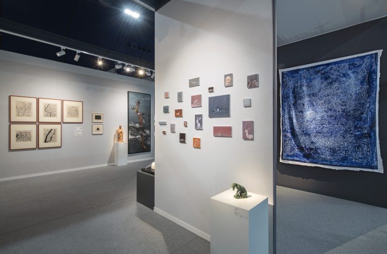 Galerie Jeanne Bucher Jaeger's Booth, Art Paris, 2022<br/>© Jeanne Bucher Jaeger