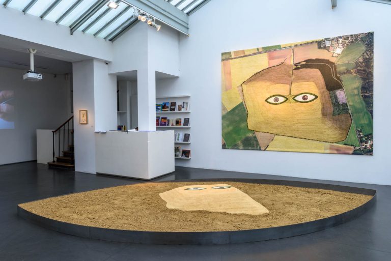 <br/>© Jeanne Bucher Jaeger