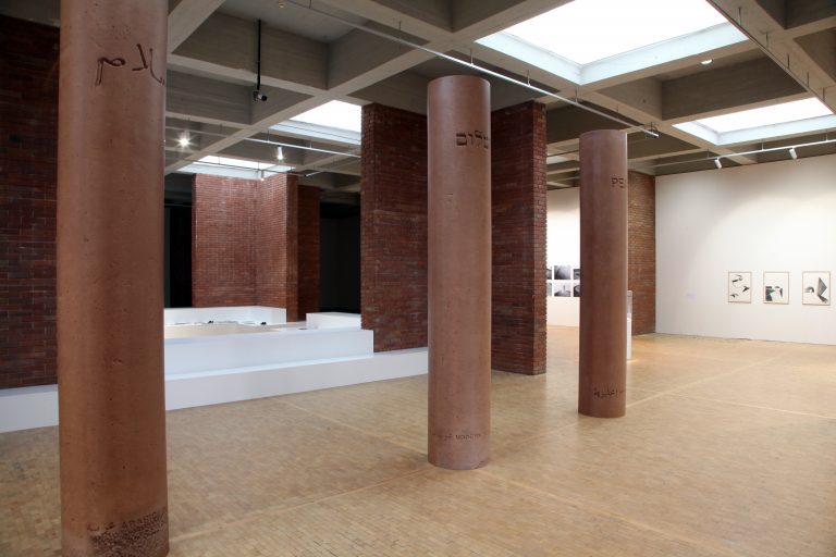 <br/>© Jeanne Bucher Jaeger