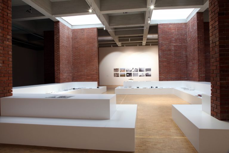 <br/>© Jeanne Bucher Jaeger