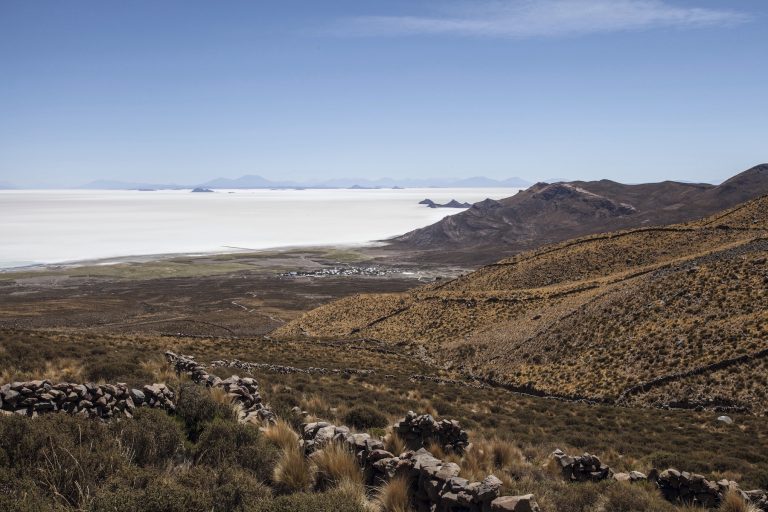Le village de Tahua vu des hauteurs du volcan Tunupa, 2014, projet Elina<br/>© Jeanne Bucher Jaeger