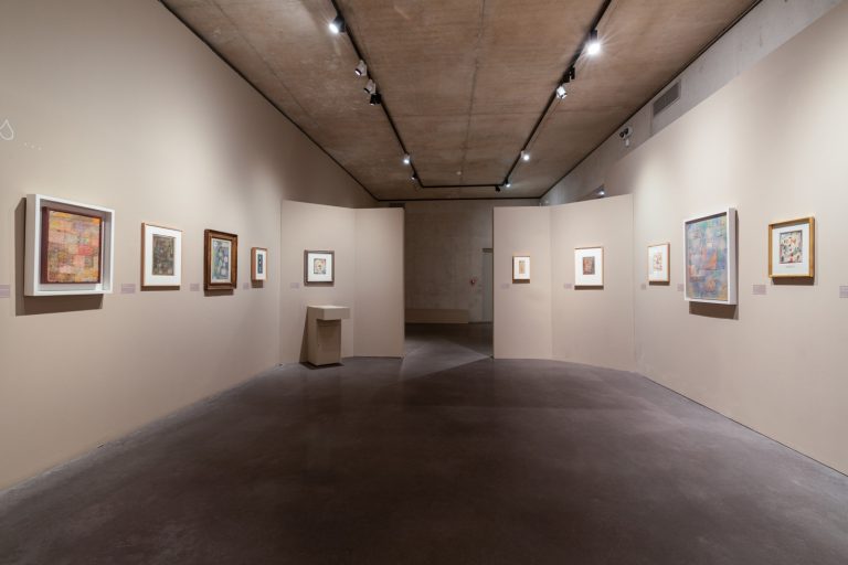 <br/>© Jeanne Bucher Jaeger