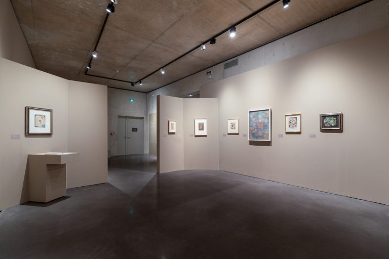 <br/>© Jeanne Bucher Jaeger