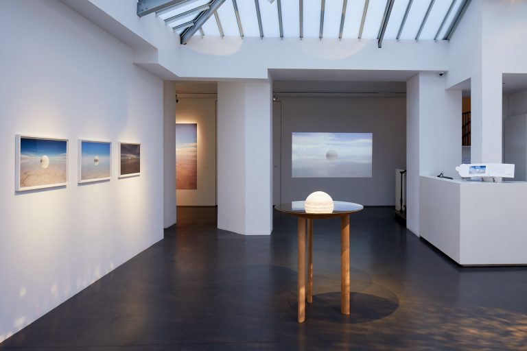 Guillaume BARTH, Elina 2015-2025, la promesse aux Aymaras, 2025, Galerie Jeanne Bucher Jaeger, Paris, Marais<br/>© Jeanne Bucher Jaeger