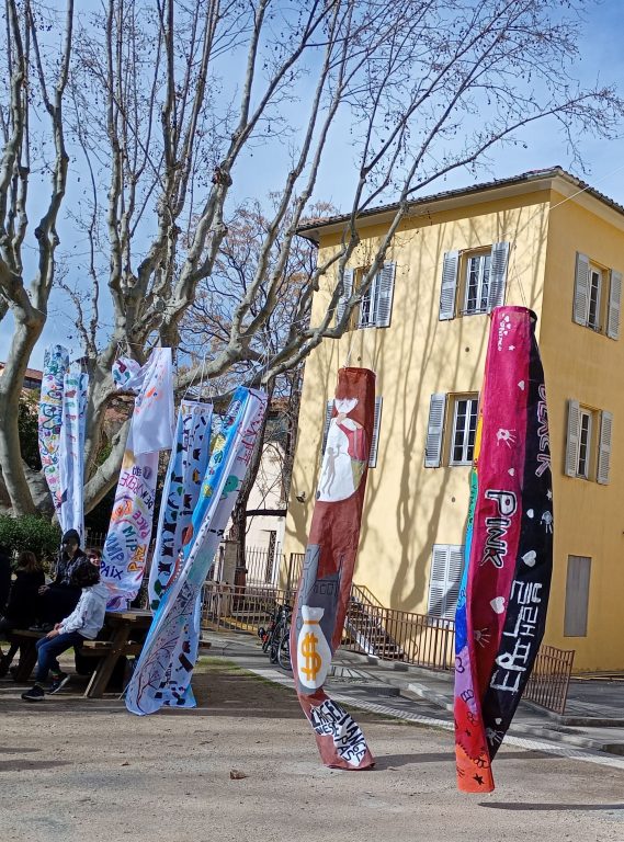 Atelier Genki-nobori, 2026, La Source Garouste<br/>© Jeanne Bucher Jaeger